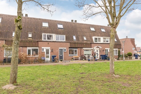 Bosgouw 189, Almere